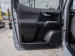 Used 2018  Toyota Tacoma 2WD Double Cab TRD Off-Road at A Motors Sales & Finance near San Antonio, TX