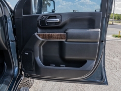 Used 2020  GMC Sierra 2500 4WD Crew Cab Denali Dsl at A Motors Sales & Finance near San Antonio&comma; TX