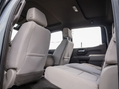 Used 2020  Chevrolet Silverado 1500 2WD Crew Cab LT at A Motors Sales & Finance near San Antonio&comma; TX