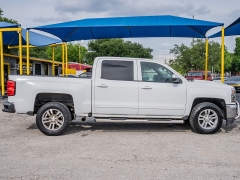 Used 2018  Chevrolet Silverado 1500 2WD Crew Cab LT at A Motors Sales & Finance near San Antonio&comma; TX