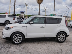 Used 2018  Kia Soul 4d Hatchback &plus; at A Motors Sales & Finance near San Antonio&comma; TX