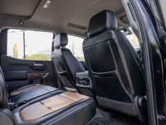 Used 2020  GMC Sierra 1500 4WD Crew Cab Elevation at A Motors Sales & Finance near San Antonio&comma; TX