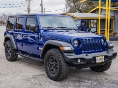 Used 2018  Jeep Wrangler Unlimited 4d SUV 4WD Sport at A Motors Sales & Finance near San Antonio&comma; TX