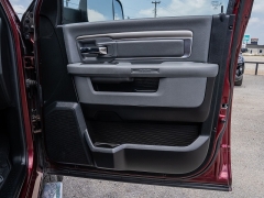 Used 2018  Ram 1500 2WD Crew Cab Lone Star Silver at A Motors Sales & Finance near San Antonio&comma; TX