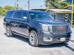 Used 2020  GMC Yukon XL 4d SUV RWD Denali at A Motors Sales & Finance near San Antonio&comma; TX