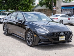 Used 2020  Hyundai Sonata 4d Sedan Limited at A Motors Sales & Finance near San Antonio&comma; TX