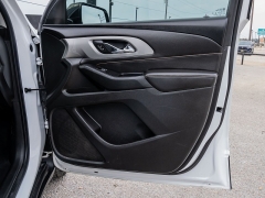 Used 2020  Chevrolet Traverse 4d SUV FWD LS w/1LS at A Motors Sales & Finance near San Antonio, TX