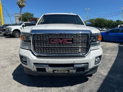 Used 2018 GMC Sierra 2500 4WD Crew Cab Denali at A Motors Sales & Finance near San Antonio, TX
