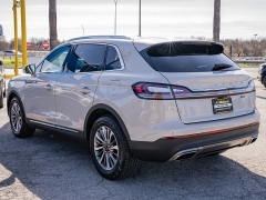 Used 2020  Lincoln Nautilus 4d SUV FWD Standard at A Motors Sales & Finance near San Antonio&comma; TX