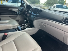 Used 2020 Honda Pilot 4d SUV FWD EX at A Motors Sales & Finance near San Antonio, TX