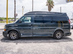 Used 2017  Chevrolet Express Van 2500 Van at A Motors Sales & Finance near San Antonio&comma; TX
