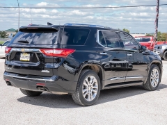 Used 2018  Chevrolet Traverse 4d SUV AWD High Country at A Motors Sales & Finance near San Antonio&comma; TX