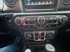 Used 2022  Jeep Gladiator Willys 4x4 at Leadbelt Auto Sales near Leadington&comma; MO