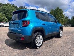 Used 2022  Jeep Renegade Latitude 4x4 at Leadbelt Auto Sales near Farmington, MO