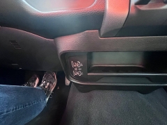 Used 2024  Ram 2500 Big Horn 4x4 Crew Cab 6'4" Box at Leadbelt Auto Sales near Leadington&comma; MO