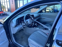 Used 2021  Hyundai Elantra SEL IVT &ast;Ltd Avail&ast; at Leadbelt Auto Sales near Leadington&comma; MO