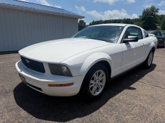 Used 2006 Ford Mustang 2dr Cpe at Leadbelt Auto Sales near Farmington, MO