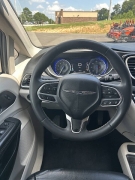 Used 2022  Chrysler Pacifica Touring L FWD at Leadbelt Auto Sales near Leadington&comma; MO