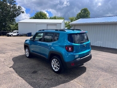 Used 2022  Jeep Renegade Latitude 4x4 at Leadbelt Auto Sales near Farmington, MO