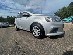 Used 2020  Chevrolet Sonic 4d Hatchback LT w/1FL at Leadbelt Auto Sales near Farmington, MO