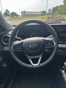Used 2025  Chevrolet Trax FWD 4dr ACTIV at Leadbelt Auto Sales near Leadington&comma; MO