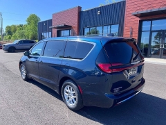 Used 2023  Chrysler Pacifica Touring L FWD at Leadbelt Auto Sales near Leadington&comma; MO