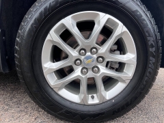 Used 2021  Chevrolet Traverse FWD 4dr LT Cloth w/1LT at Leadbelt Auto Sales near Farmington, MO