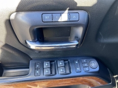 Used 2018  Chevrolet Silverado 1500 4WD Crew Cab 143&period;5" High Country at Leadbelt Auto Sales near Leadington&comma; MO