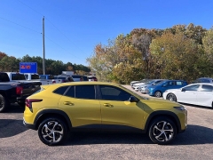 Used 2024  Chevrolet Trax FWD 4dr 1RS at Leadbelt Auto Sales near Farmington, MO