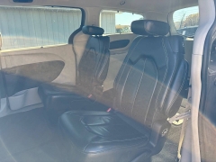 Used 2022 Chrysler Pacifica Touring L FWD at Leadbelt Auto Sales near Farmington, MO