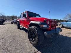 Used 2020 Jeep Gladiator Sport S 4x4 at Leadbelt Auto Sales near Farmington, MO