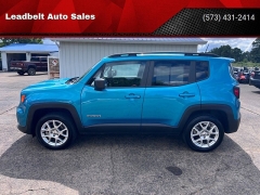 Used 2022  Jeep Renegade Latitude 4x4 at Leadbelt Auto Sales near Farmington, MO