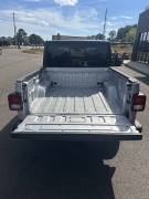 Used 2022  Jeep Gladiator Altitude 4x4 at Leadbelt Auto Sales near Leadington&comma; MO
