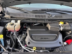 Used 2023  Chrysler Pacifica Touring L FWD at Leadbelt Auto Sales near Farmington, MO