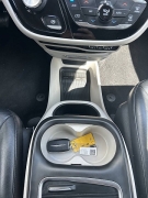 Used 2022  Chrysler Pacifica Touring L FWD at Leadbelt Auto Sales near Leadington&comma; MO