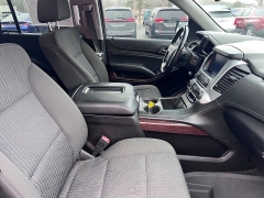 Used 2018  GMC Yukon 4d SUV 4WD SLE at Leadbelt Auto Sales near Leadington&comma; MO