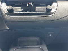 Used 2024  Toyota Corolla LE CVT &lpar;Natl&rpar; at Leadbelt Auto Sales near Leadington&comma; MO