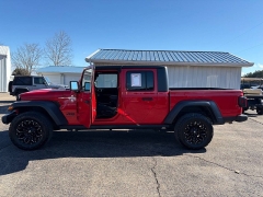 Used 2020 Jeep Gladiator Sport S 4x4 at Leadbelt Auto Sales near Farmington, MO