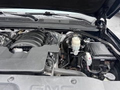 Used 2018  GMC Yukon 4d SUV 4WD SLE at Leadbelt Auto Sales near Leadington&comma; MO