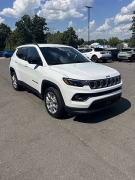 Used 2023  Jeep Compass Latitude Lux 4x4 at Leadbelt Auto Sales near Leadington&comma; MO