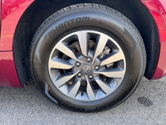 Used 2021  Chrysler Pacifica Touring L FWD at Leadbelt Auto Sales near Leadington&comma; MO