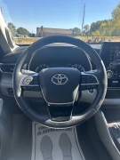Used 2021  Toyota Highlander FWD &lpar;Natl&rpar; at Leadbelt Auto Sales near Leadington&comma; MO