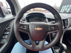 Used 2021  Chevrolet Trax FWD 4dr LT at Leadbelt Auto Sales near Leadington&comma; MO