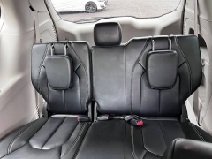 Used 2024  Chrysler Pacifica Touring L FWD at Leadbelt Auto Sales near Leadington&comma; MO