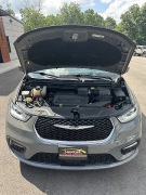 Used 2022  Chrysler Pacifica Touring L FWD at Leadbelt Auto Sales near Leadington&comma; MO