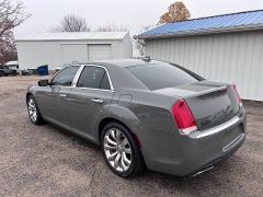 Used 2017  Chrysler 300C 4d Sedan RWD V8 at Leadbelt Auto Sales near Farmington, MO