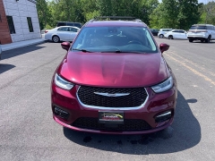 Used 2021  Chrysler Pacifica Touring L FWD at Leadbelt Auto Sales near Leadington&comma; MO