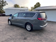 Used 2023  Chrysler Pacifica Touring L FWD at Leadbelt Auto Sales near Farmington, MO