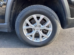 Used 2023  Jeep Grand Cherokee L Limited 4x4 at Leadbelt Auto Sales near Leadington&comma; MO