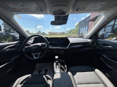 Used 2025  Chevrolet Trax FWD 4dr ACTIV at Leadbelt Auto Sales near Leadington&comma; MO